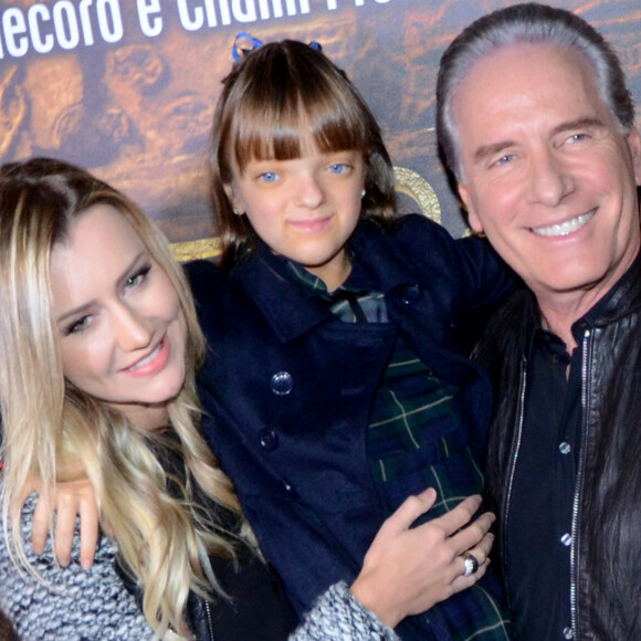 Filha de Roberto Justus, Rafaella Justus está na expectativa para o nascimento de Vicky, fruto do casamento do pai com Ana Paula Siebert