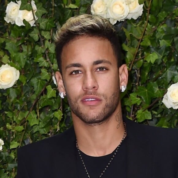 Neymar foi apontado como affair de modelo ex de Maluma em 2019