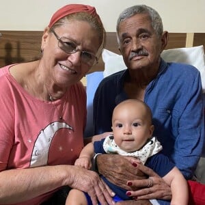 Zezé Di Camargo fez post para o pai e ganhou apoio da filha Camilla Camargo