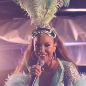 Ivete Sangalo arrastou mais uma vez os foliões no Bloco Coruja