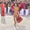 Viviane Araujo esbanjou ótima física durante desfile do Salgueiro
