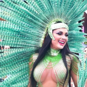 Carnaval: Juju Salimeni afirmou que segue à disposição da X-9, rebaixada para o Grupo de Acesso. 'Estou disponível para a escola independente de qual grupo esteja', afirmou