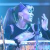 Anitta toca percussão em show e fez apresentação de 1h20