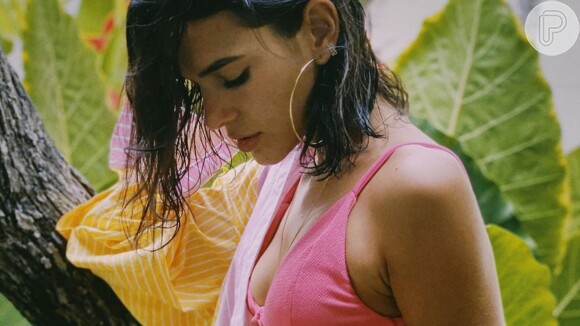 Bruna Marquezine faz vídeo no banho em campanha com modelos internacionais. Veja!