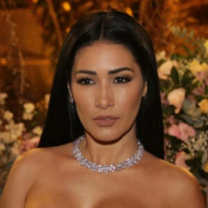 Simaria mostra banheiro de luxo em casa e detalhe tecnológico rouba cena em vídeo nesta segunda-feira, dia 09 de março de 2020