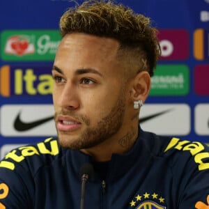 Relação de Neymar e Gabigol por gravidez de Rafaella liga alerta da CBF. Entenda a novidade nesta terça-feira, dia 10 de março de 2020