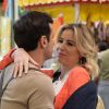 Novela 'Amor Sem Igual', Pedro (Guilherme Dellorto) tenta se separar de Fernanda (Bárbara França), mas os dois se entendem e se beijam no capítulo de terça-feira, 17 de março de 2020