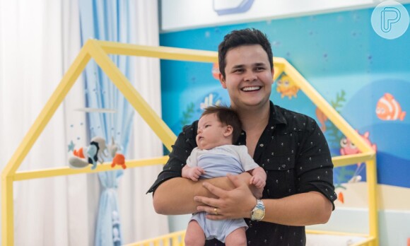 Dupla de Kauan, Matheus Aleixo faz festa com tema de 'Baby Shark' para filho