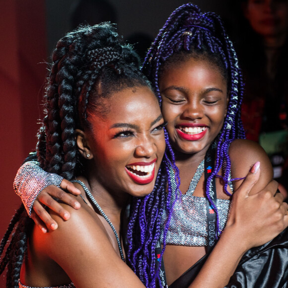 No Rock in Rio, Iza se apresentou com uma menina que era sua fã