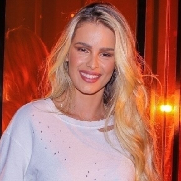 Yasmin Brunet está em quarentena com Gabriel Medina, reforçando rumor de namoro