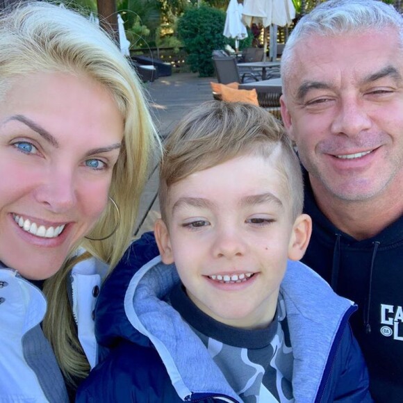 Ana Hickmann ficou isolada por cerca de 4 dias do filho, Alexandre Junior