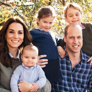 Filhos de Kate Middleton e Príncipe William, George, Charlotte e Louis aplaudiram os profissionais de saúde envolvidos no combate ao covid-19