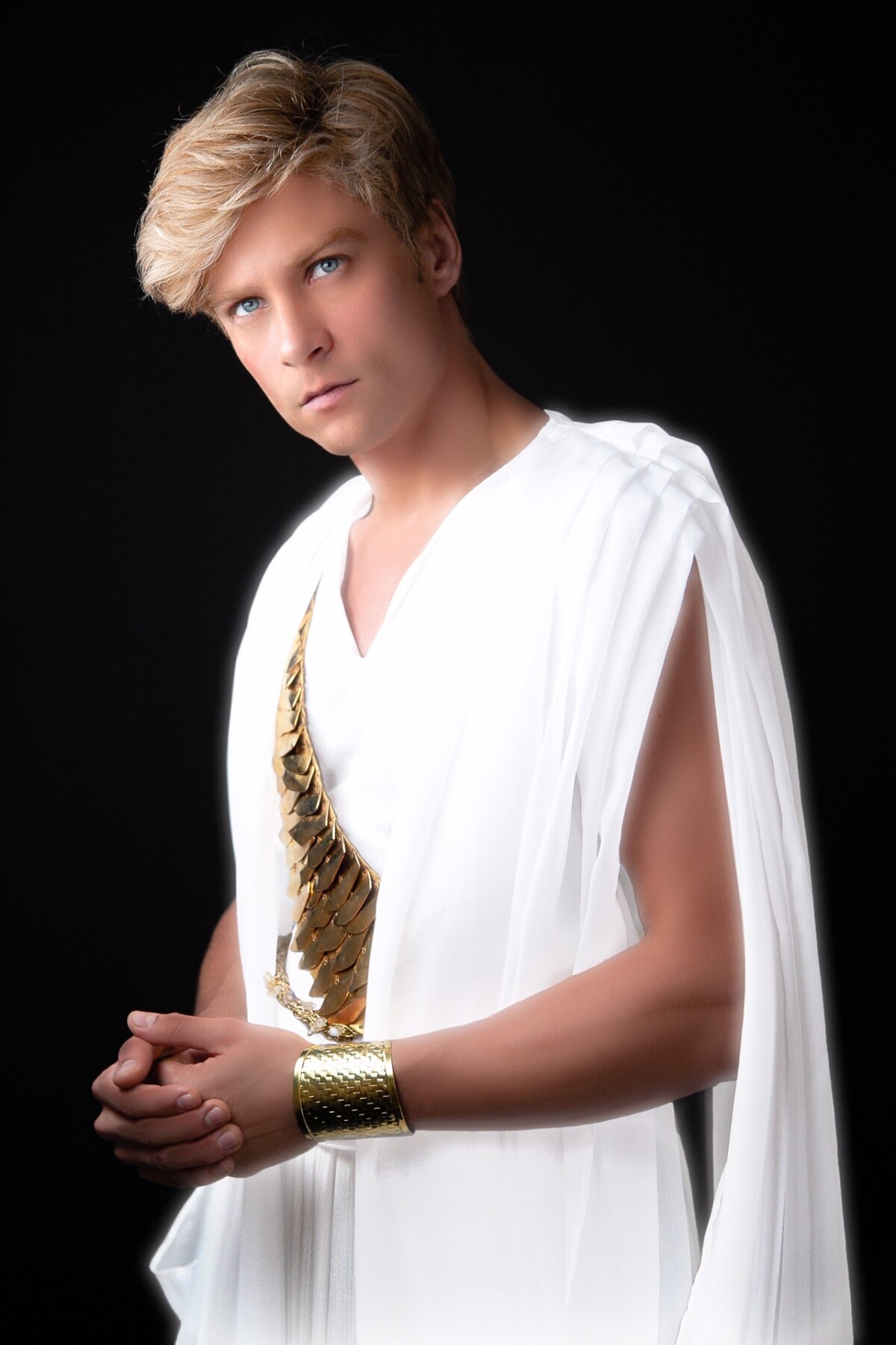 Foto: Na novela 'Gênesis', Raphael Sander vive novamente o anjo Gabriel ...