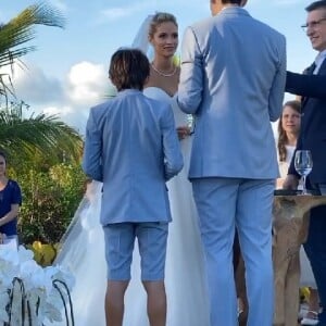 Filhos de Kaká, Luca e Isabella entregaram as alianças no dia do casamento do pai com Carol Dias