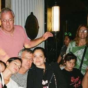 Bruna Marquezine fala sobre convivência em casa na quarentena
