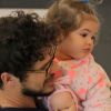José Loreto foi elogiada pela web por conta da cumplicidade com a filha, Bella, de 2 anos: 'Que perfeição vocês dois'