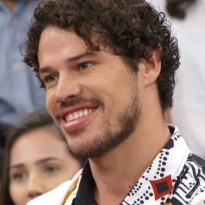 José Loreto é pai coruja de Bella, de 2 anos