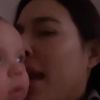 Giselle Itié se divertiu ao ser 'atacada' pelo filho, Pedro Luna, de 2 meses