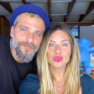 Giovanna Ewbank e Bruno Gagliasso aguardam a chegada do terceiro filho