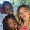 Filhos de Giovanna Ewbank, Títi e Bless 'invadiram' foto da mãe