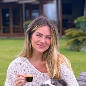 Giovanna Ewbank exibe mudanças no corpo na gravidez