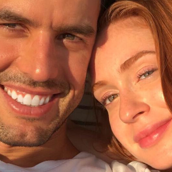 Marina Ruy Barbosa compartilhou foto na cama com o marido, Xande Negrão: 'Te amo'