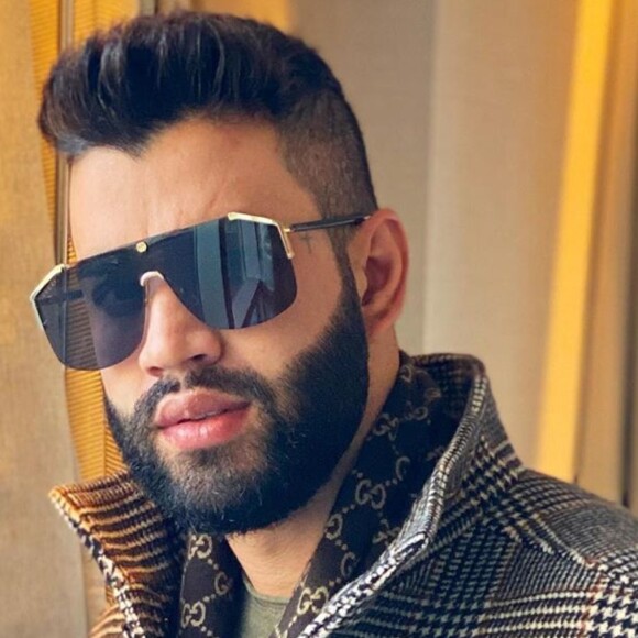 Gusttavo Lima comprou iate do cantor Roberto Carlos por R$ 23 milhões