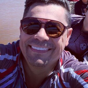 Maraisa mostrou habilidade em pescaria com namorado, Fabrício Marques