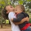 Filho de Patricia Abravanel, Senor, de 1 ano, deu os primeiros passos, encantou a mãe e ganhou apoio do irmão, Pedro: 'Tomou coragem'