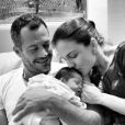  Malvino Salvador e Kyra Gracie são pais de Ayra, de quase dois meses 