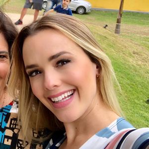 Aprenda receita de bolo de milho cremoso com Thaeme e a sogra, Teresa