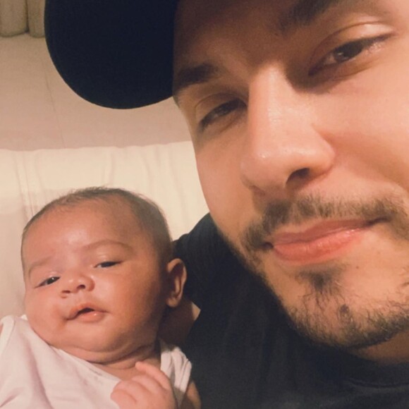 Murilo Huff elogia mãe de Marília Mendonça