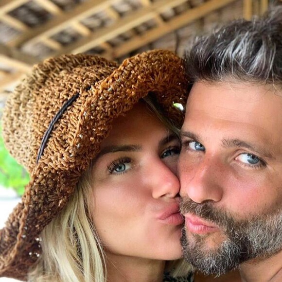 Bruno Gagliasso elogia Giovanna Ewbank como mãe