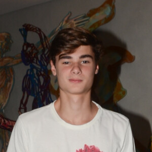 Fabio Assunção tem papo aberto sobre o assunto com filho, João, de 17 anos