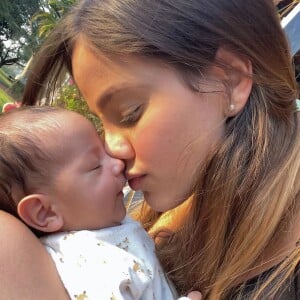 Mulher de Sorocaba, Biah Rodrigues divide rotina maternal com os seguidores