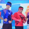 Rodrigo Faro, Ronnie Von e Kelly Key imitam o grupo Menudo no programa 'Hora do Faro'