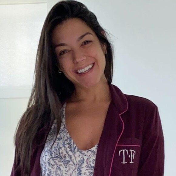 Thais Fersoza sem maquiagem: atriz exibe beleza natural em foto na web