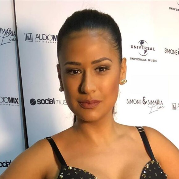 Grávida, Simone falou que barriga e seios cresceram muito rápido