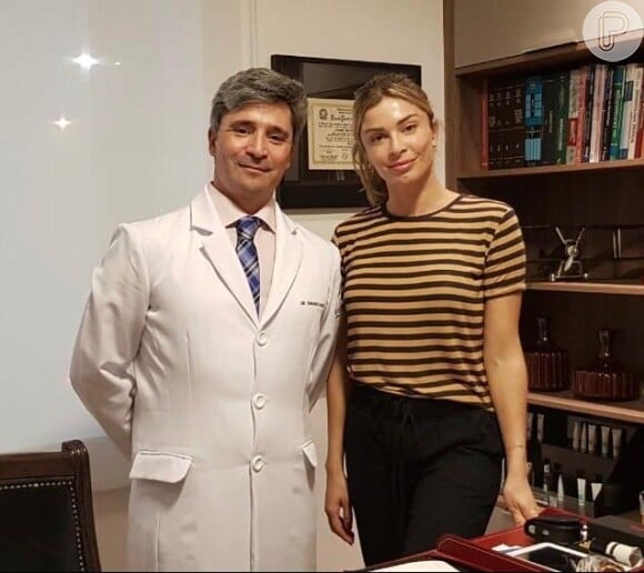 O dermatologista Fernando Macedo é especialista em laser e, entre suas pacientes, está Grazi Massafera