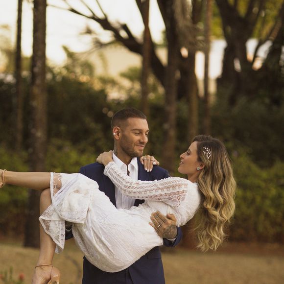 Lucas Lucco se declara para Lorena Carvalho: 'Para mim é uma grande honra ter essa mulher como minha esposa e um presente inestimável ter o seu amor'