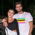 Arícia Silva namorou DJ Netto, agora namorando Hariany Almeida: ' A gente tinha terminado fazia muito pouco tempo' 
