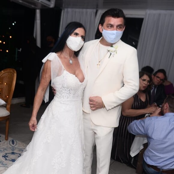Gretchen Miranda se casa com o músico Esdras de Souza