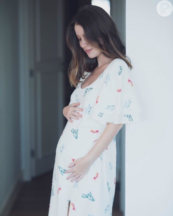 Nathalia Dill está usando looks cheios de estilo na gravidez