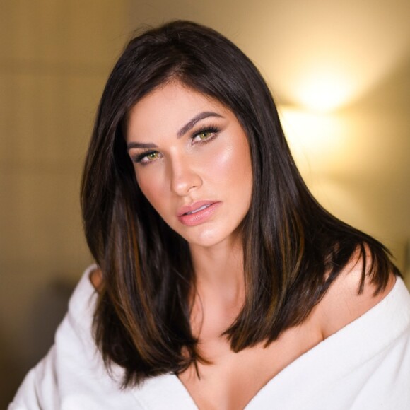 Andressa Suita mudou o visual e surpreendeu ao aparecer morena