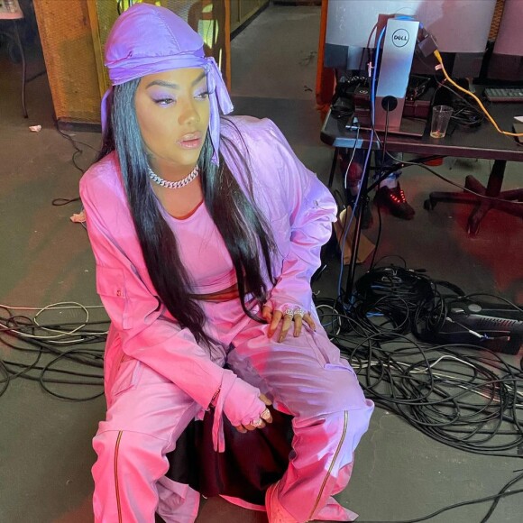 Ludmilla avaliou críticas que recebeu por gravar novo clipe em favela