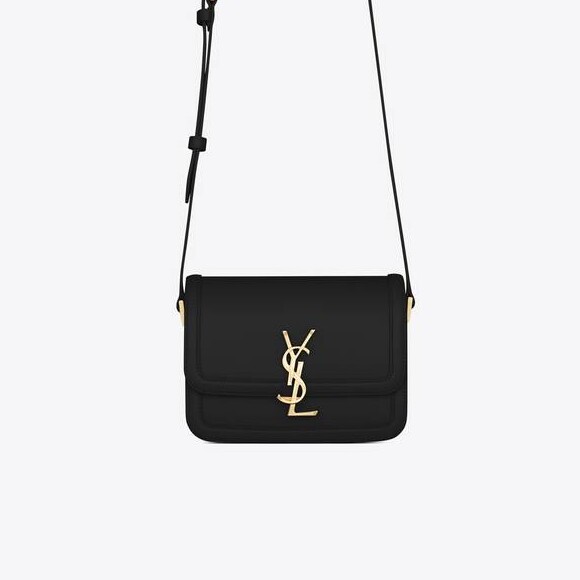 Veja a bolsa de Bruna Marquezine da marca Saint Laurent