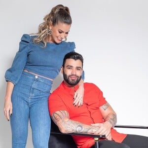 Andressa Suita e Gusttavo Lima postaram fotos parecidas e fãs especularam sobre reconciliação