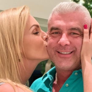 Ana Hickmann malha na companhia marido, em tratamento de câncer. Vídeo!