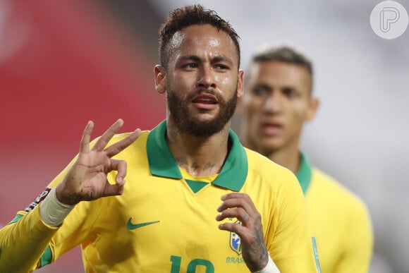 Neymar participou de forma remota da live beneficente 'Coração Pra Coração'