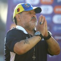 Luto no futebol! Diego Maradona morre, aos 60 anos, após parada cardiorrespiratória